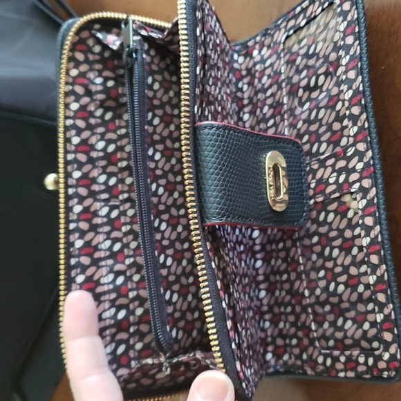 Black Weekender w/Leather Faux Bottom Zip & Wallet - Picture 9 of 11